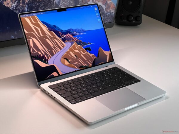 Macbook Pro M4 - Image 3