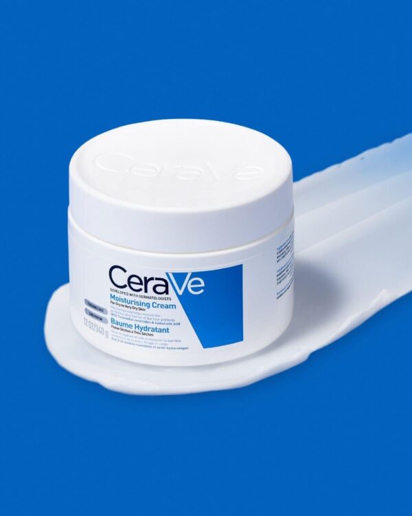 Cerave Moisturizing Cream, Skin Type: Dry Skin